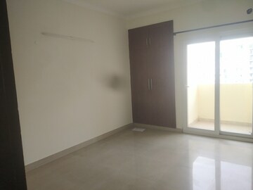 3 BHK Apartment For Rent in Paramount Floraville, Sector 137