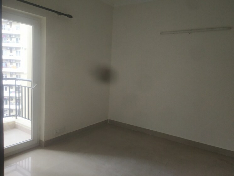 Room, paramount-floraville 3 Bedroom 1270 Sq.Ft. Apartment In Sector 137 Noida 9149434
