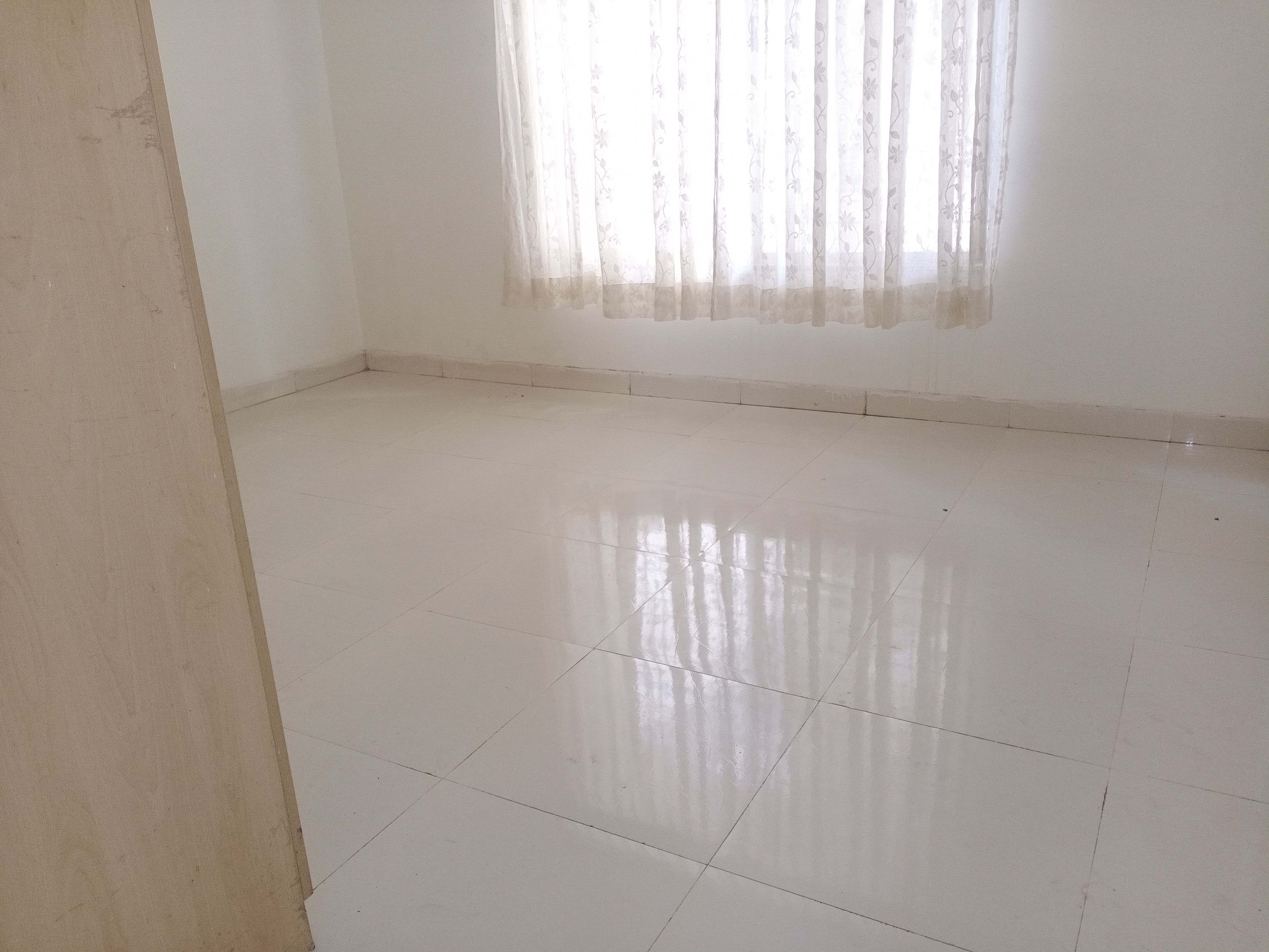 2 BHK + Servant Room Apartment For Sale in Omega Heritage