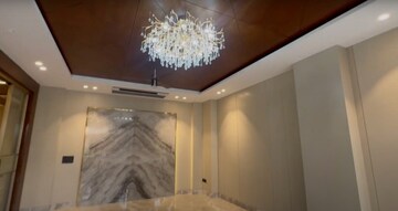 Furnished Amenities in 3 BHK Builder Floor at New Rajinder Nagar – for Sale