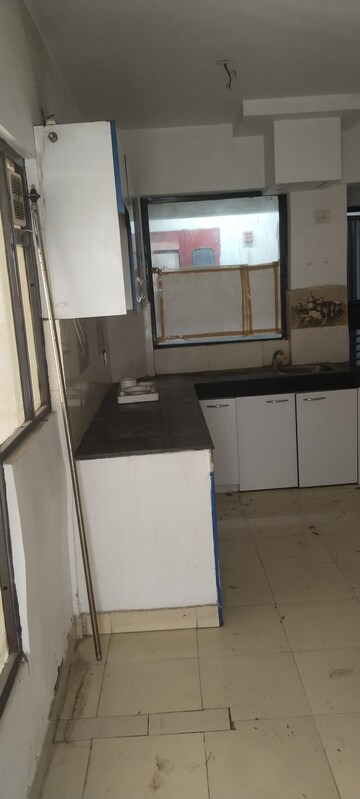 Bathroom in 2 BHK Apartment at OP Floridaa, Sector 82 – for Rent