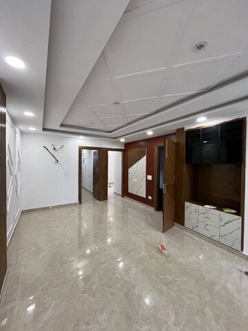 Room in 3 BHK Builder Floor at Fidato Honour Homes, Sector 89 – for Rent