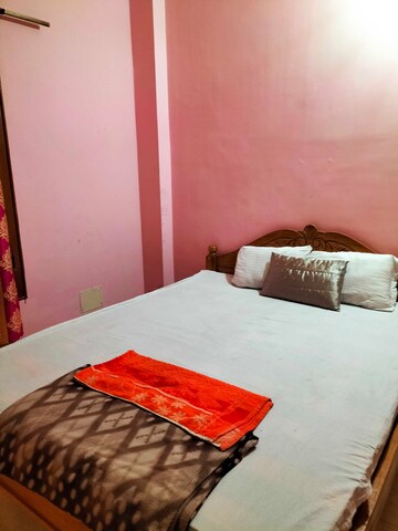 Bedroom in 1 RK Apartment at Old Rajinder Nagar – for Rent