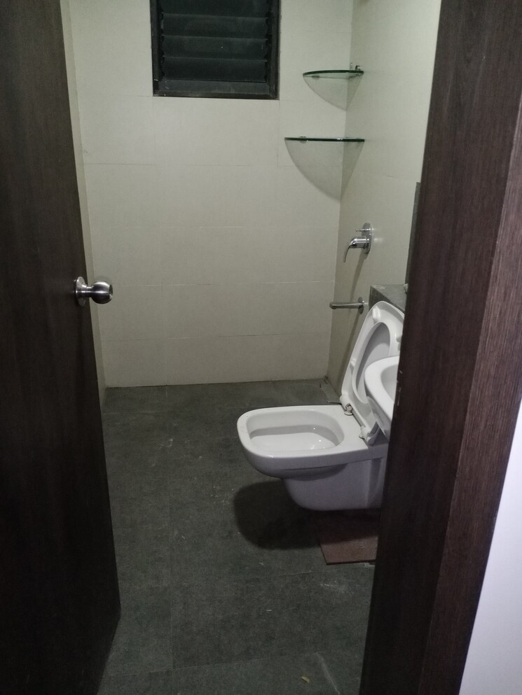 Bathroom, pinnacle-cottage-close 2 Bedroom 1109 Sq.Ft. Apartment In Sinhagad Road Pune 9149462