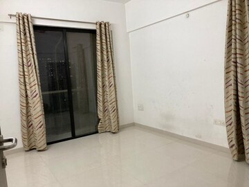 Room in 2 BHK Apartment at Pinnacle Cottage Close, Sinhagad Road – for Sale