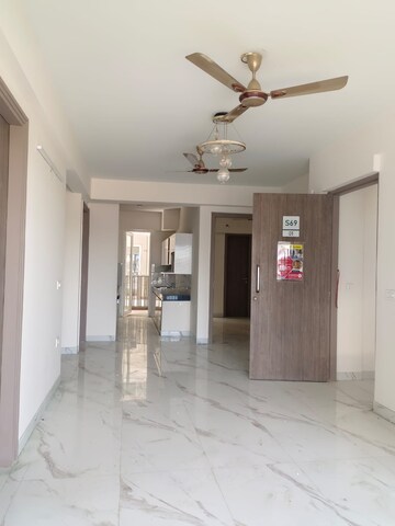 Building Lobby in 2.5 BHK Builder Floor at Smart World Gems, Sector 89 – for Rent