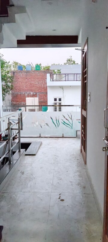 Balcony in 2 BHK Apartment at Gomti Nagar – for Rent