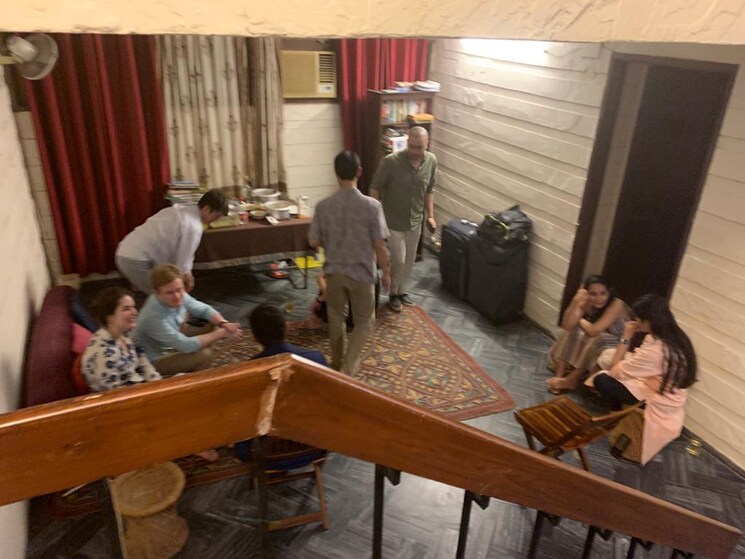 Living Room, greater kailash part 3 2.5 Bedroom 200 Sq.Yd. Builder Floor In Greater Kailash Part 3 Delhi 9149610