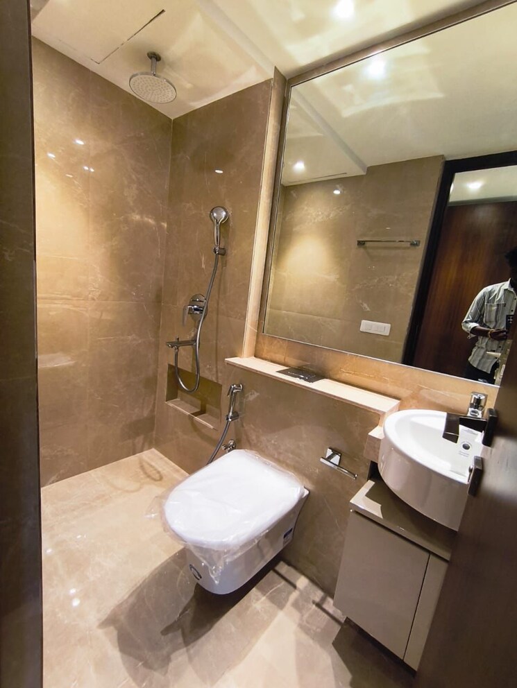 Attached Bathroom, hiranandani-atlantis 2 Bedroom 771 Sq.Ft. Apartment In Powai Mumbai 9149613