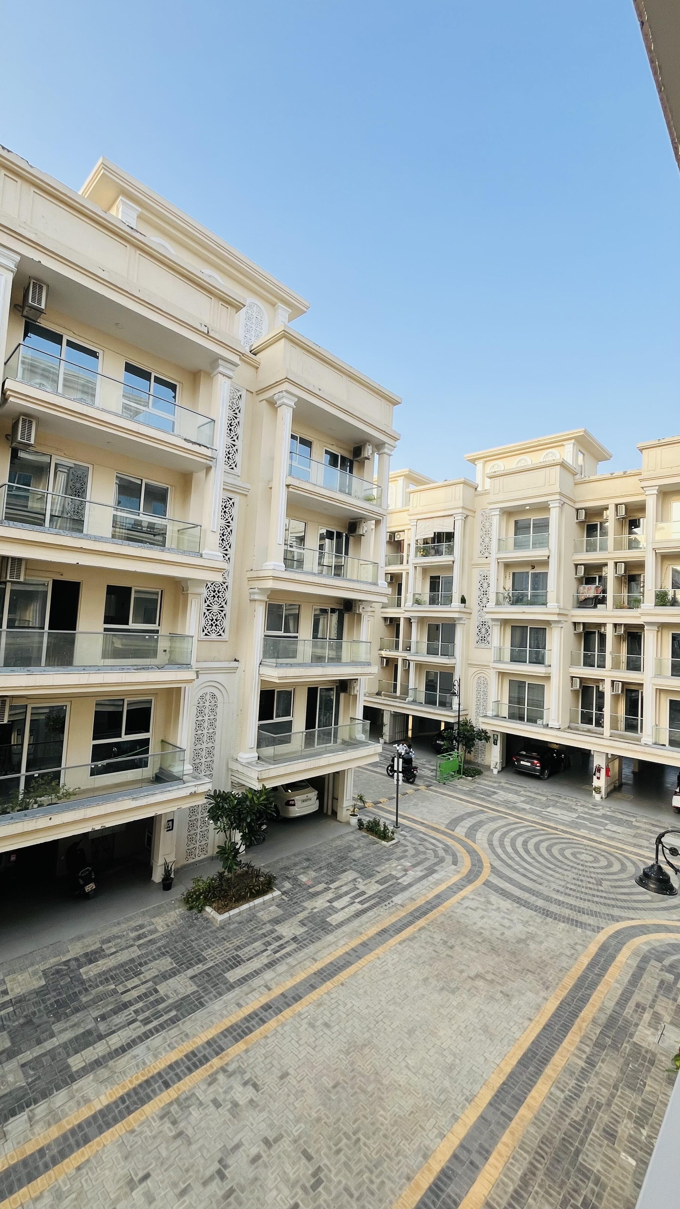 2 BHK Builder Floor For Sale in Signature Global City 92