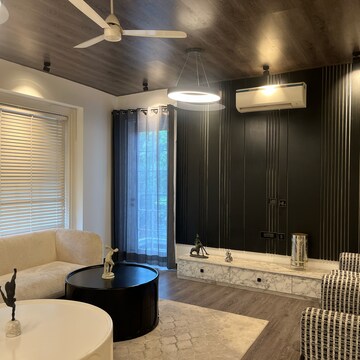 Living Room in 4 BHK Builder Floor at Kohli One Malibu Town, Malibu Town – for Sale