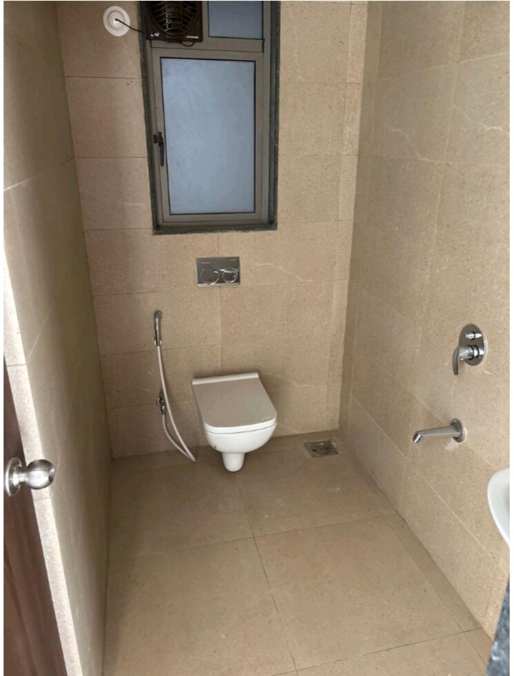 Bathroom, runwal-eirene 1 Bedroom 422 Sq.Ft. Apartment In Balkum Pada Thane 9149620