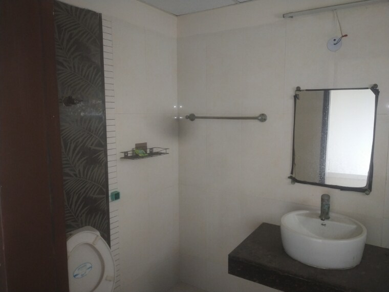 Bathroom, paramount-floraville 3 Bedroom 1360 Sq.Ft. Apartment In Sector 137 Noida 9149648