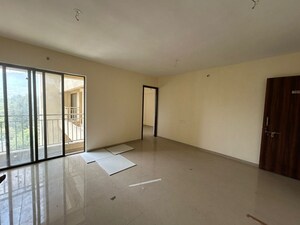 2 BHK Apartment For Sale in Unnathi Woods Phase 1 And 2, Ghodbunder Road