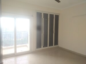 Room in 3 BHK Apartment at Paramount Floraville, Sector 137 – for Sale