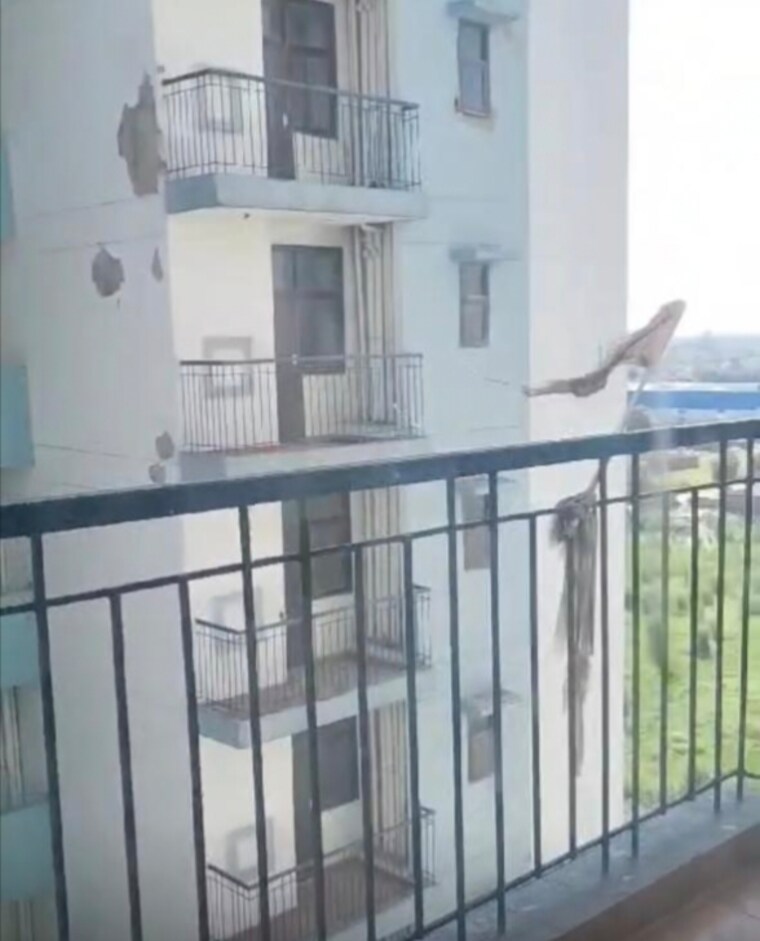 Balcony, sanchar-residency 3.5 Bedroom 1782 Sq.Ft. Apartment In Raj Nagar Extension Ghaziabad 9149650