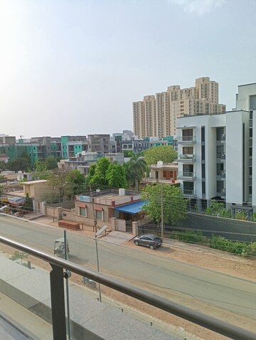  Shop – Nearby View at AIPL Joy Square, Sector 63a - for Sale