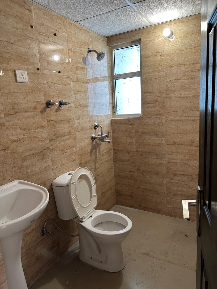 Bathroom, sanchar-residency 3.5 Bedroom 1782 Sq.Ft. Apartment In Raj Nagar Extension Ghaziabad 9149650