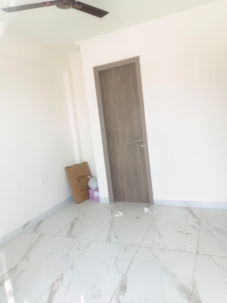 Room, smart-world-gems 2 Bedroom 1200 Sq.Ft. Builder Floor In Sector 89 Gurgaon 9149667