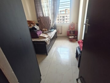 Team Area in 3 BHK Apartment at Ideal Regency, Thakurpukur – for Rent