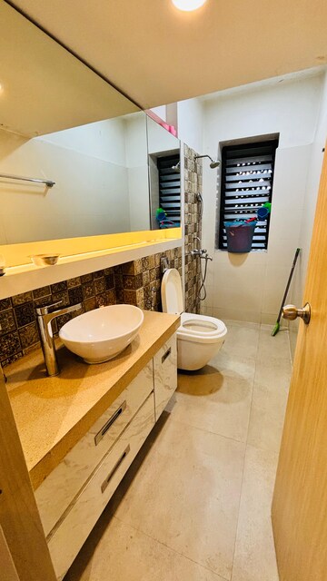 Team Area in 2 BHK Apartment at Sunset 1 Co Operative Housing Society Ltd, Powai – for Rent