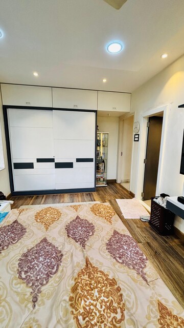 Bedroom in 2 BHK Apartment at Sunset 1 Co Operative Housing Society Ltd, Powai – for Rent