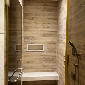 Bathroom in 4 BHK Builder Floor at Kohli One Malibu Town, Malibu Town – for Sale
