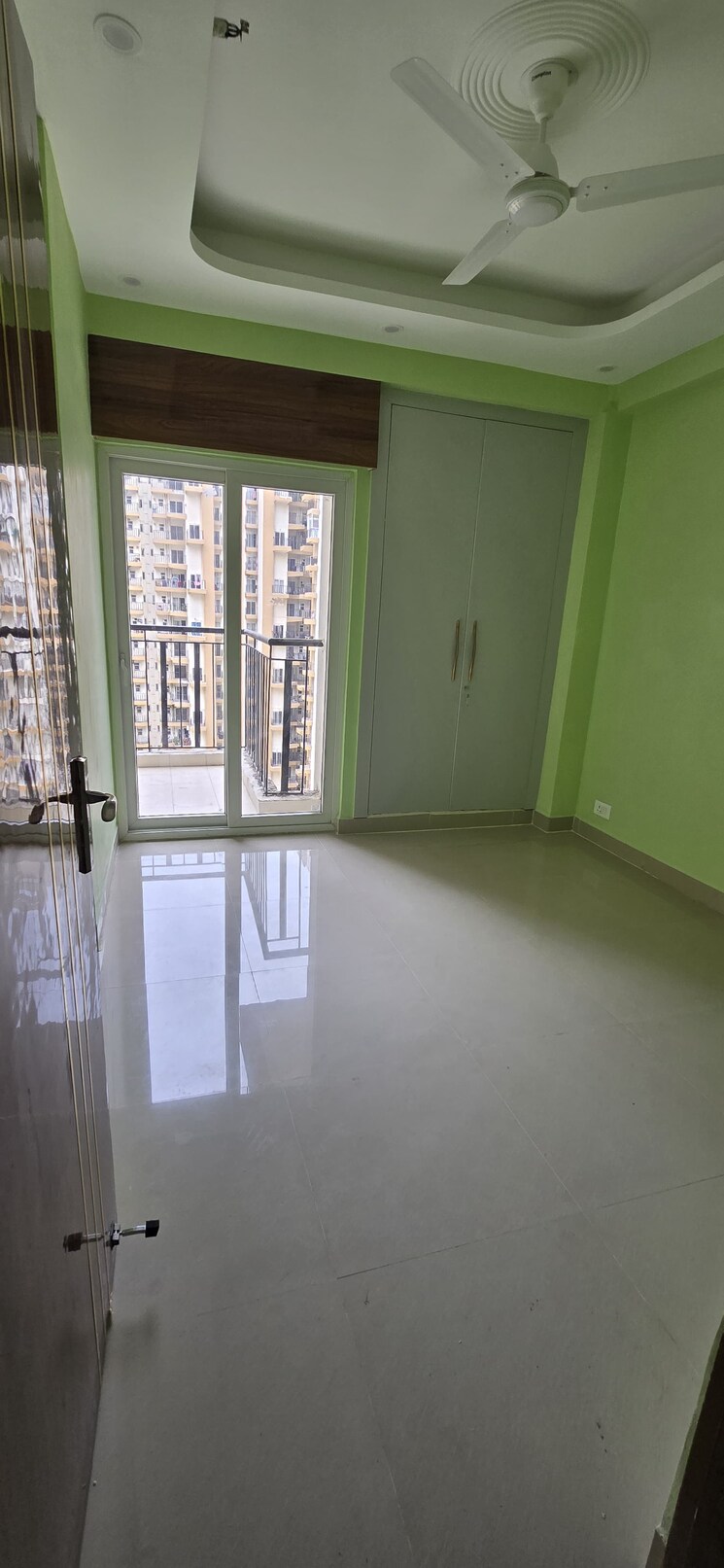 Room, sector 56 2 Bedroom 240 Sq.Mt. Independent House In Sector 56 Noida 9149694