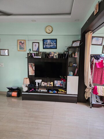 Gym in 3 BHK Apartment at Genexx Valley, Diamond Harbour Road – for Sale