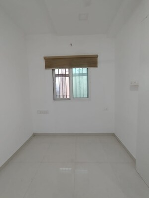 Room in 1 BHK Apartment at Dosti Desire Joy, Brahmand – for Sale