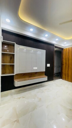 3 BHK Builder Floor For Sale in Sector 107