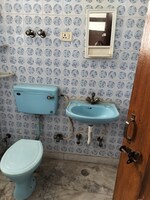 2 BHK + Pooja Room 2700 Sq.Ft. Builder Floor in Neb Sarai