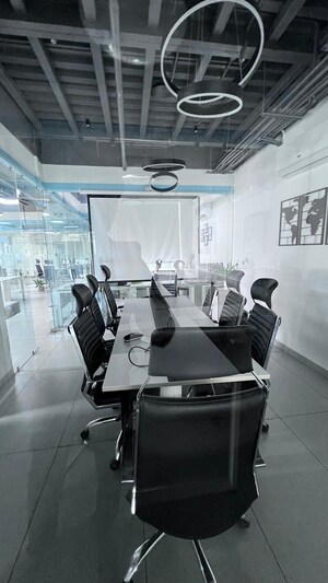  Office Space For Rent in Tonk Phatak