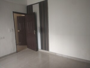 Room in 2 BHK Apartment at Paramount Floraville, Sector 137 – for Sale