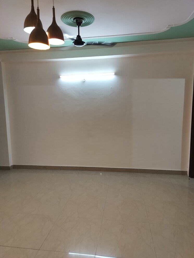 Room, neb sarai 2 Bedroom 2700 Sq.Ft. Builder Floor In Neb Sarai Delhi 9149794