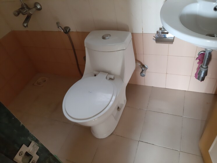 Bathroom, shriniwas-serene-county 2 Bedroom 850 Sq.Ft. Apartment In Nanded Pune 9149740