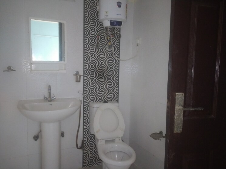 Bathroom, paramount-floraville 2 Bedroom 1240 Sq.Ft. Apartment In Sector 137 Noida 9149758