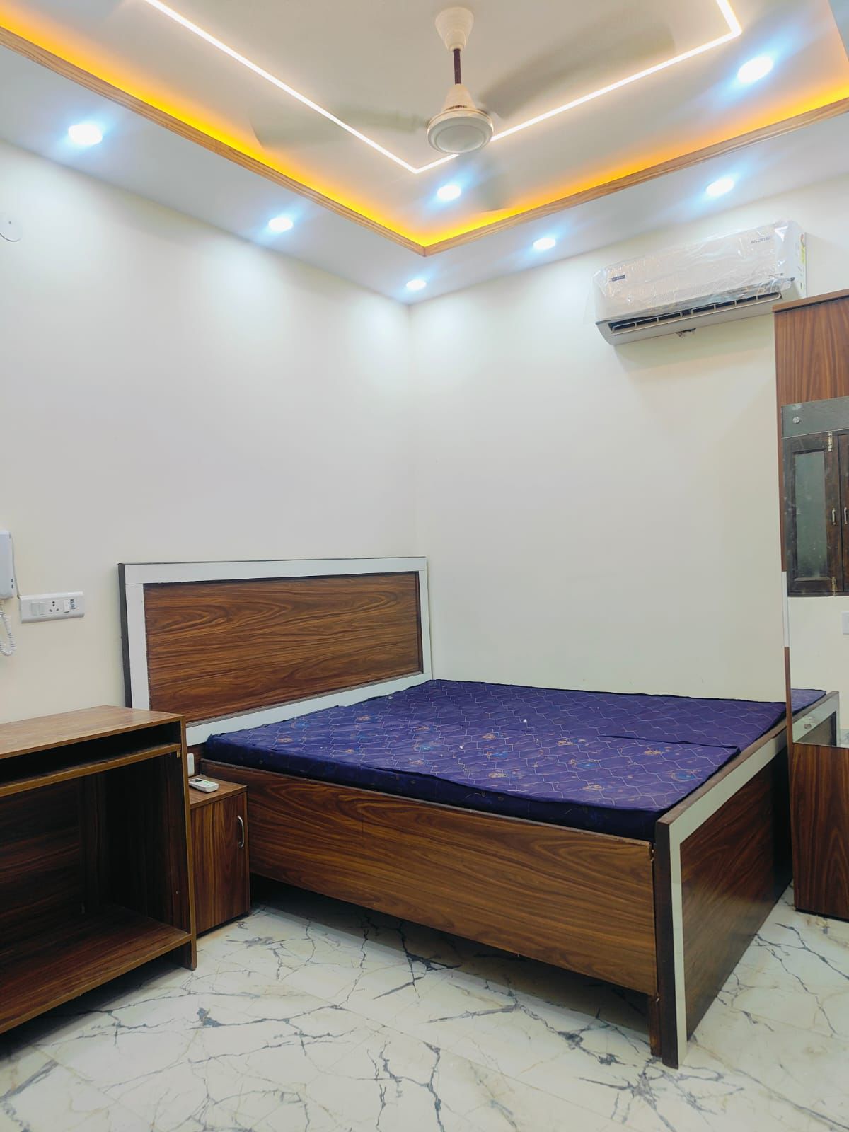 1 RkApartment For Rent in Old Rajinder Nagar