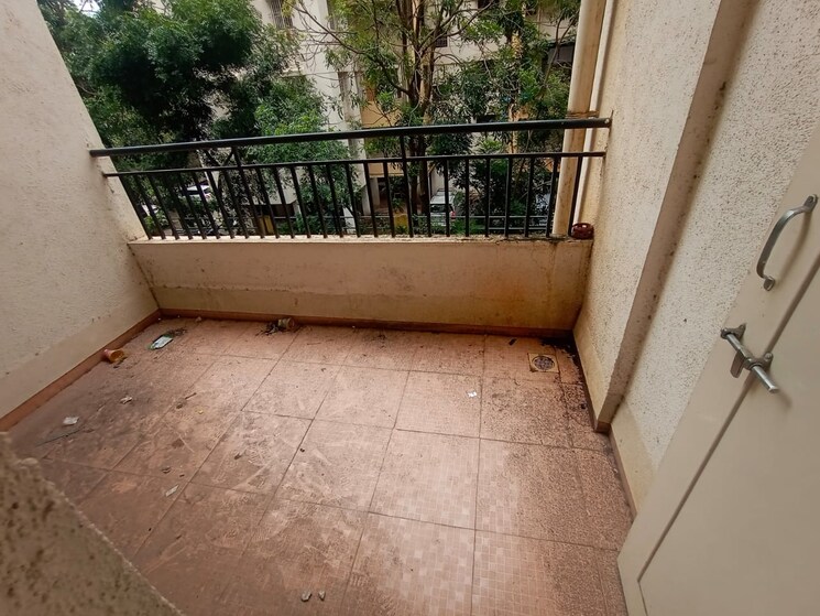 Balcony, shriniwas-serene-county 1.5 Bedroom 760 Sq.Ft. Apartment In Nanded Pune 9149757