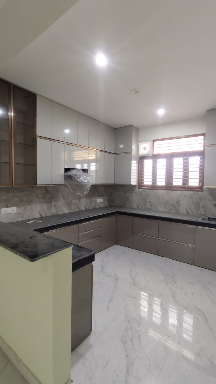 Kitchen, palam vihar extension 3 Bedroom 1500 Sq.Ft. Builder Floor In Palam Vihar Extension Gurgaon 9149781