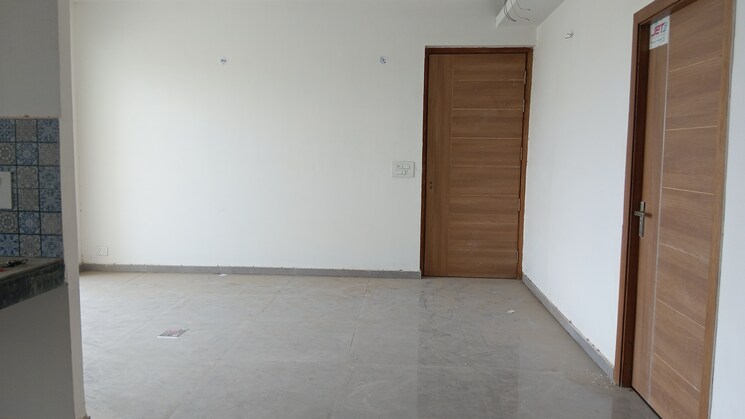 Room, tulip-yellow 3 Bedroom 1704 Sq.Ft. Apartment In Sector 69 Gurgaon 9149783