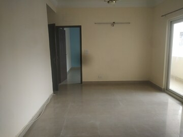 2 BHK Apartment For Rent in Paramount Floraville, Sector 137