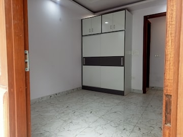 Room in 3 BHK Builder Floor at Palam Colony – for Sale