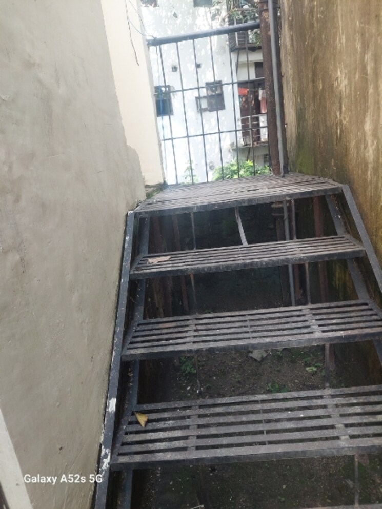 Balcony, adchini 1 RK 300 Sq.Ft. Apartment In Adchini Delhi 9149996