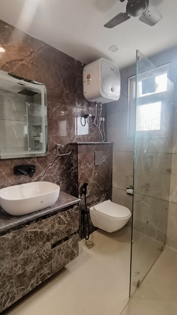Bathroom in 3 BHK Builder Floor at South Extension ii – for Sale