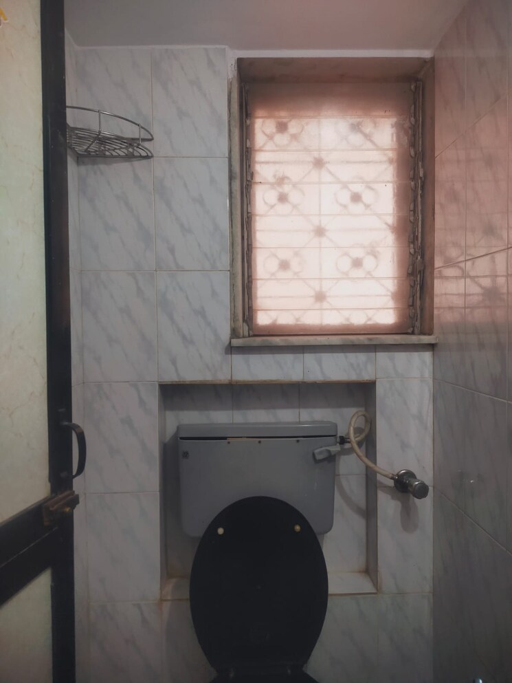 Bathroom, bhawani-tower-andheri 1 Bedroom 500 Sq.Ft. Apartment In Marol Mumbai 9149978