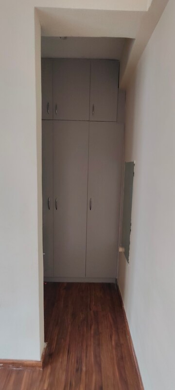 Building Lobby in 3 BHK Apartment at Omaxe The Palace, Gomti Nagar – for Rent