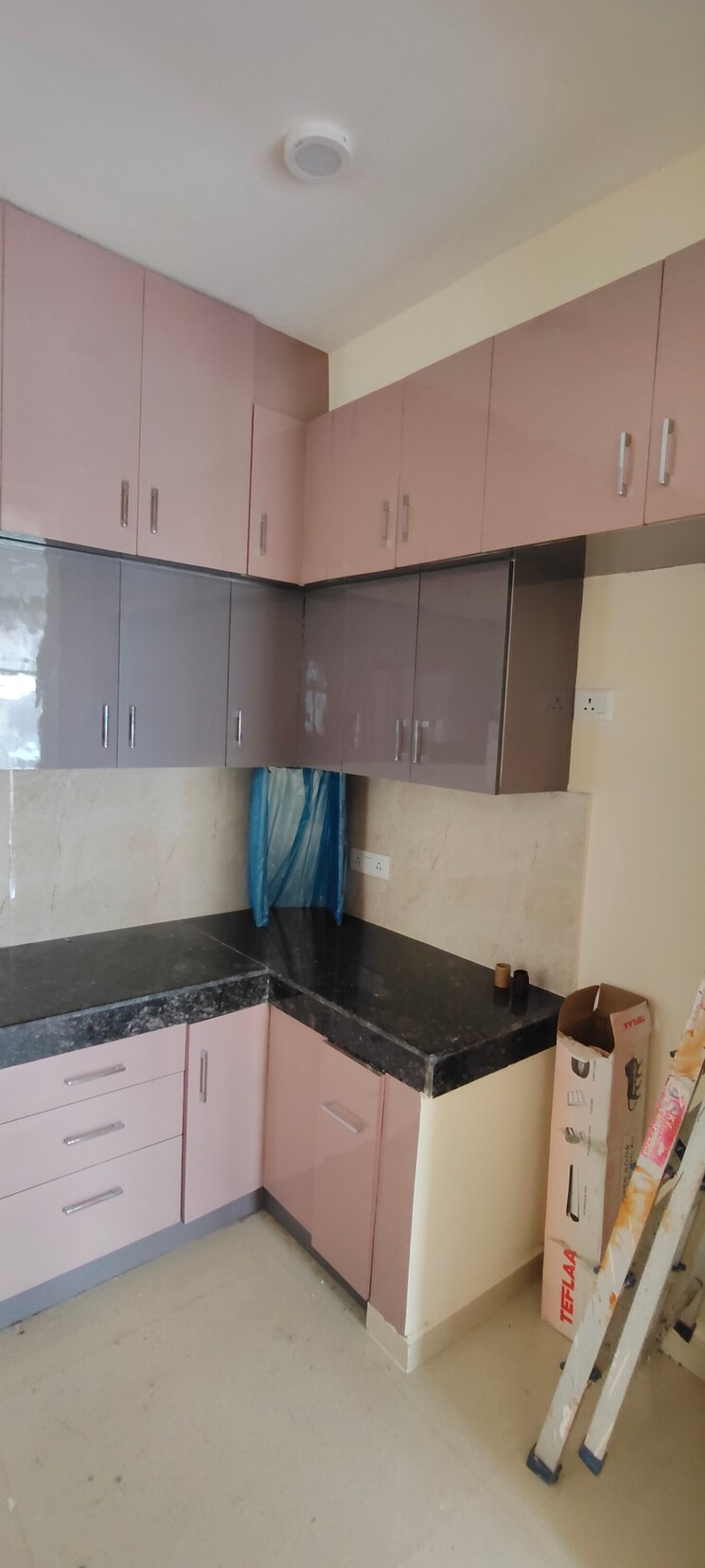 Kitchen, omaxe-the-palace 3 Bedroom 1550 Sq.Ft. Apartment In Gomti Nagar Lucknow 9149992