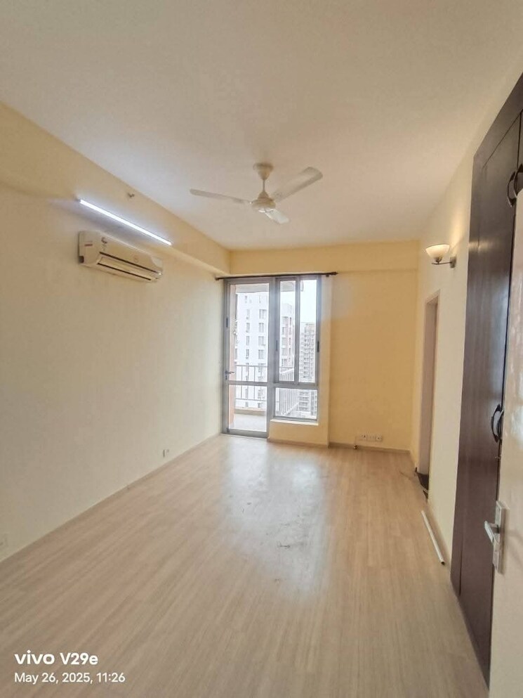 Room, pioneer-park-phase-1 3 Bedroom 1670 Sq.Ft. Apartment In Sector 61 Gurgaon 9149993
