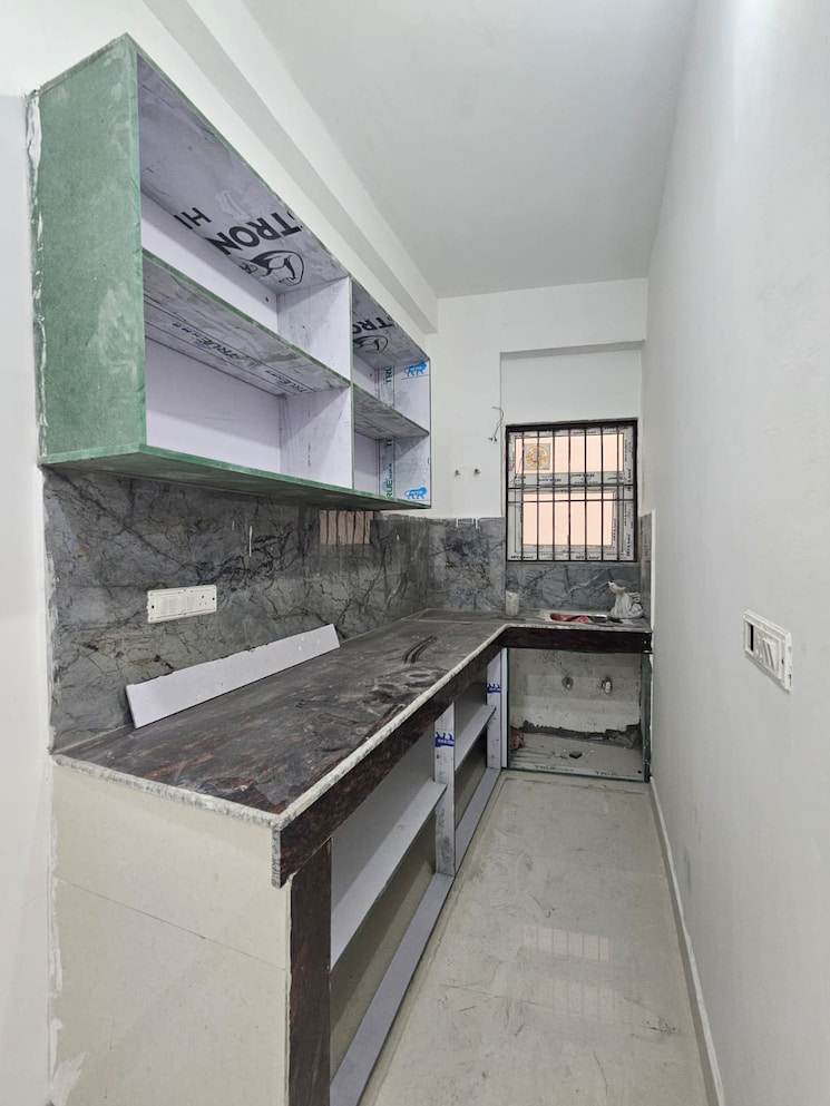 Kitchen, saket 1 Bedroom 700 Sq.Ft. Apartment In Saket Delhi 9149997